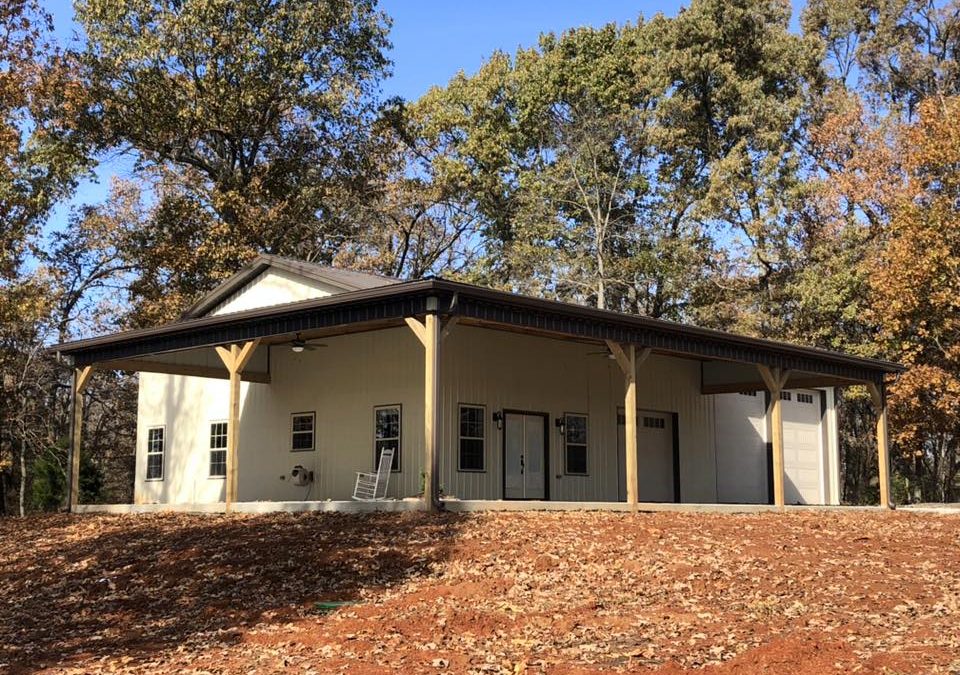 Pole Barn vs. Barndominium: What’s the Difference?